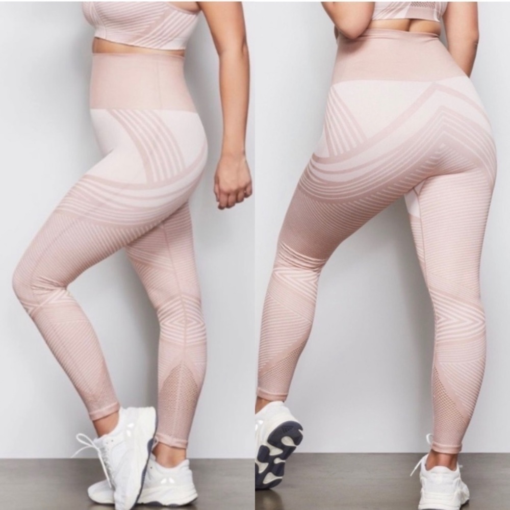 NWT Good American Dynamic Seamless Legging Pink